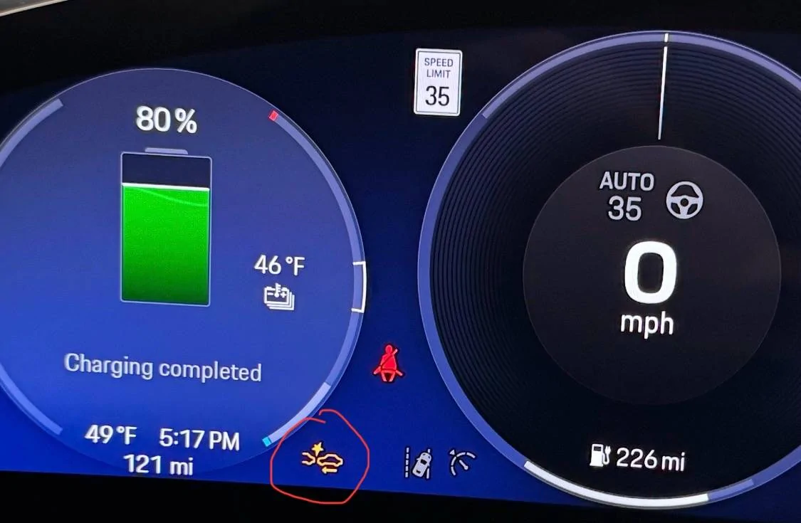 Electric Macan EV Front Impact Warning Light IMG_6464