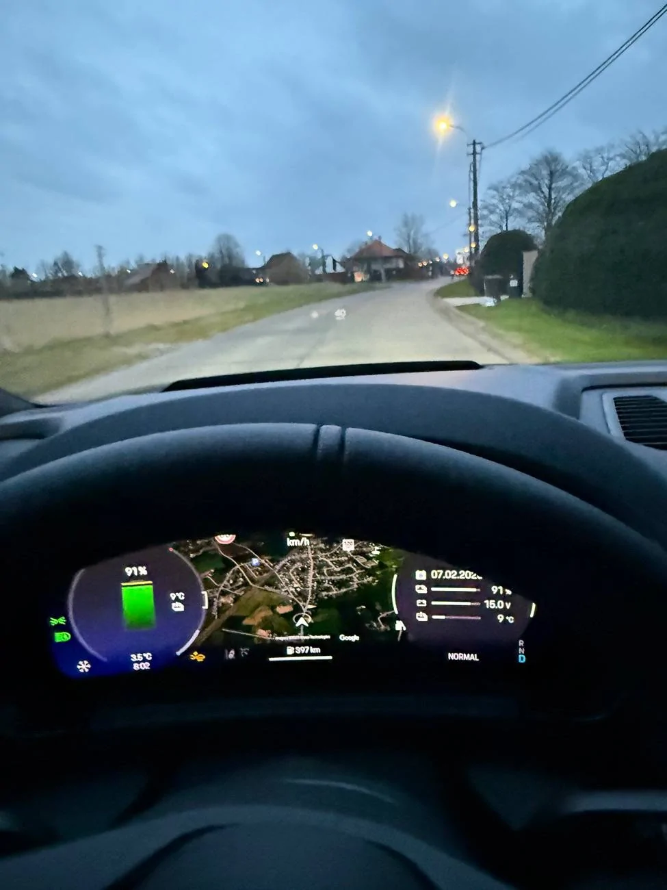 Electric Macan EV Front Impact Warning Light IMG_8136