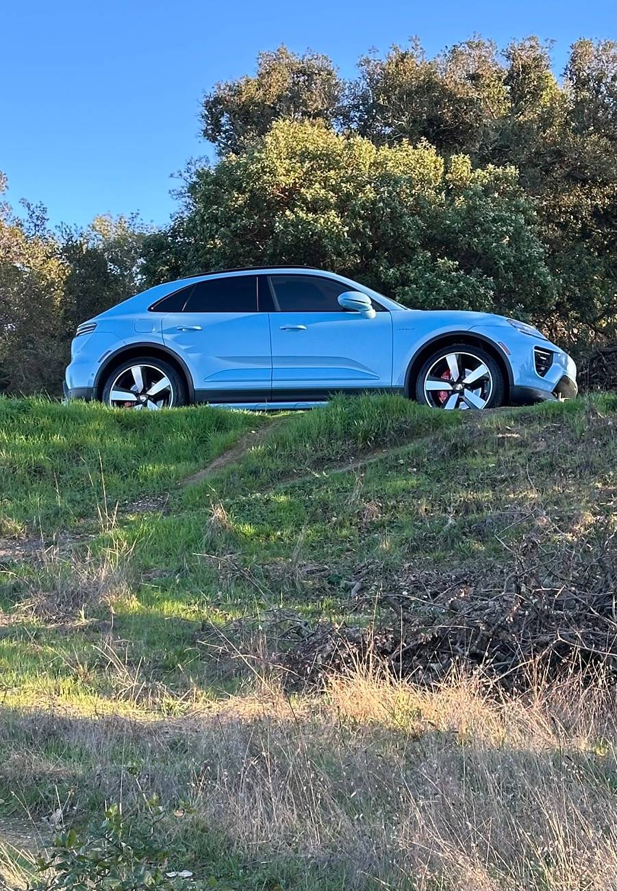 Electric Macan EV Random daily Macan EV photos - post yours! 🤳 IMG_4609