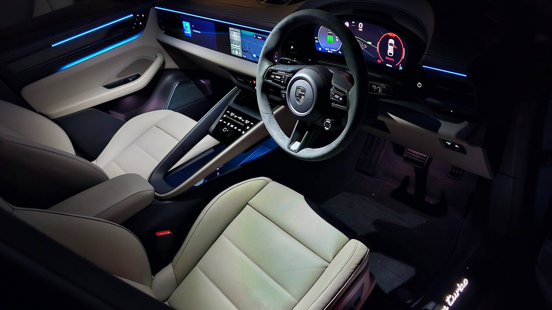 Electric Macan EV FROZEN BLUE Macan EV Photos Thread 1000092119