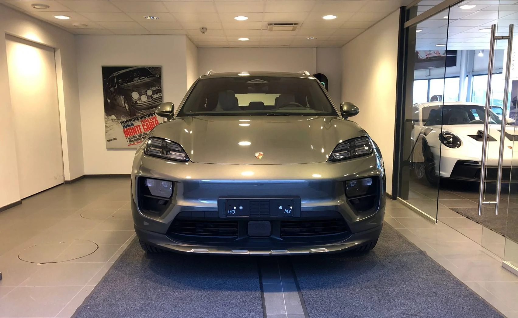 Electric Macan EV Received my 4S this week! macan_1