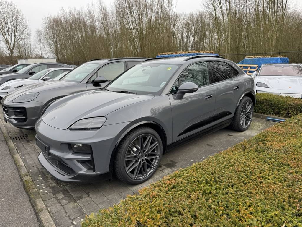Electric Macan EV SLATE GREY NEO Macan EV Photos Thread 2CAE4431-1E7D-4951-9D0E-B180F813C497_1_105_c