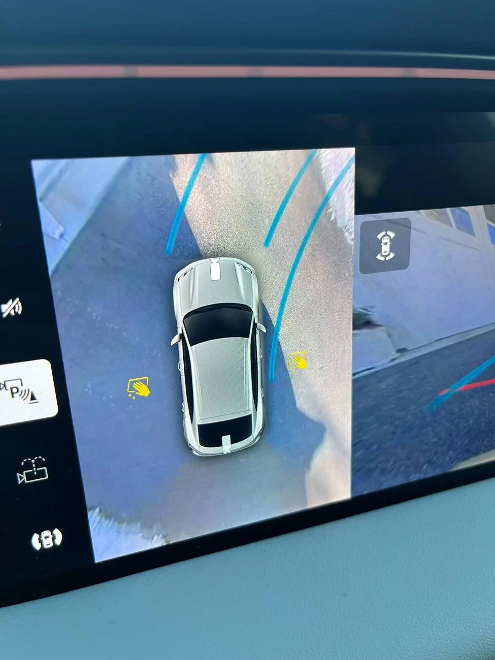 Electric Macan EV Yellow hands and limited driving assistance Warning Hands