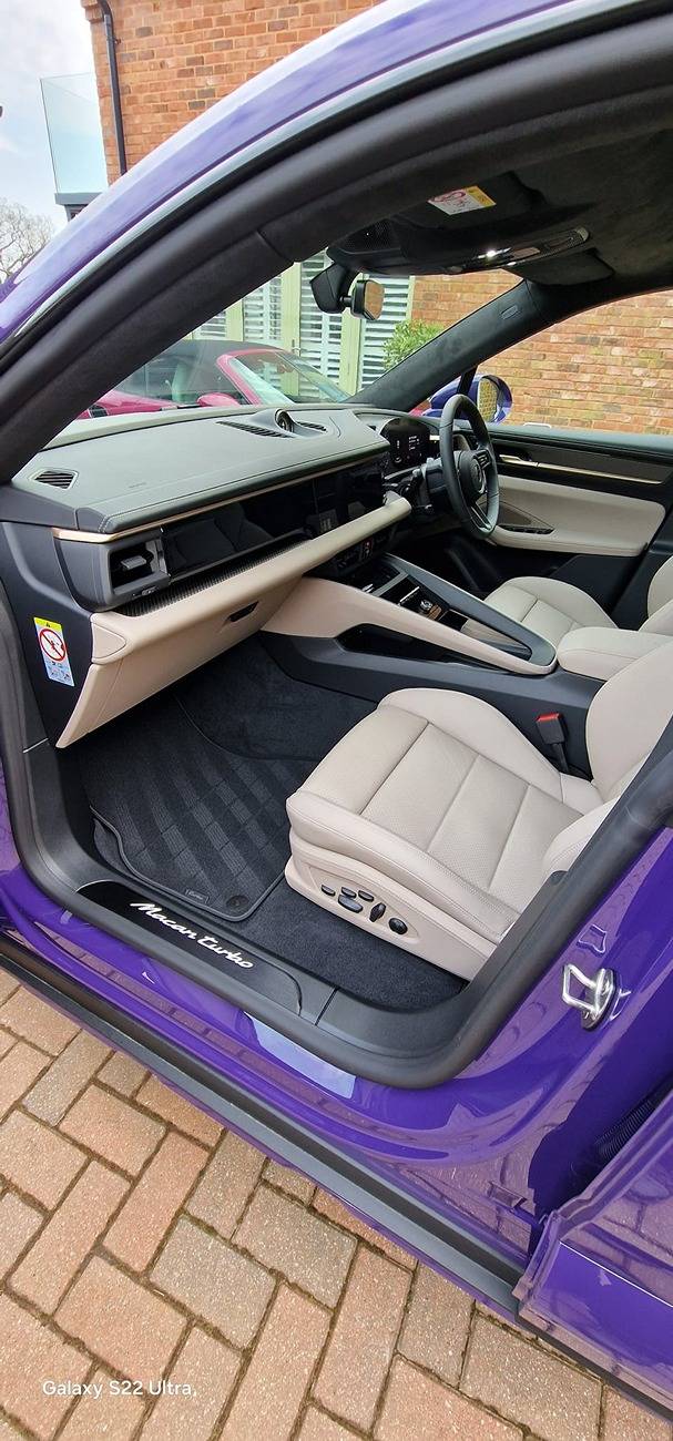 Electric Macan EV Ultraviolet PTS Macan Turbo EV Electric Ultraviolet PTS Macan Turbo EV Eletric 4