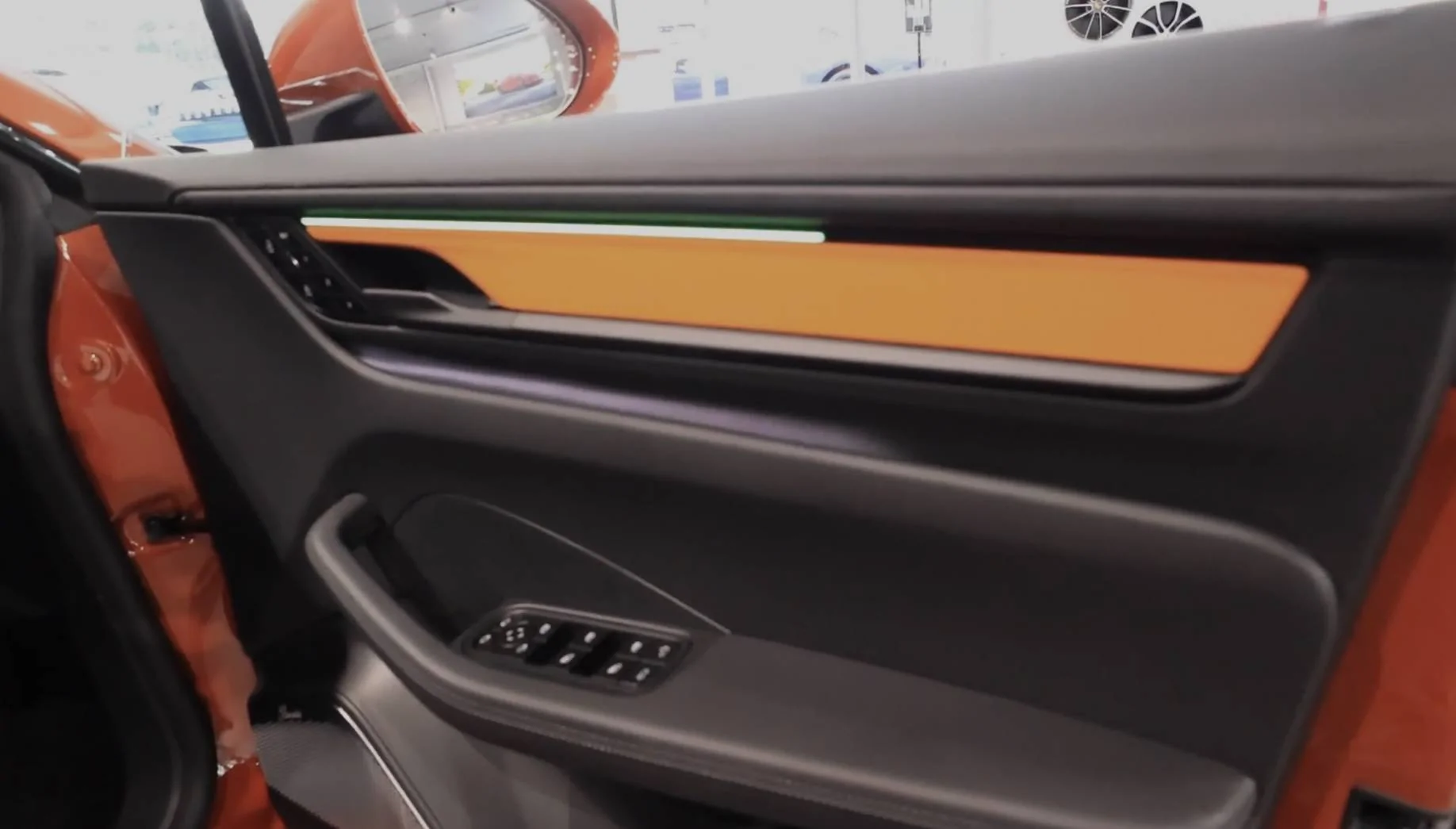 Electric Macan EV PAPAYA Macan EV Photos Thread IMG_4556