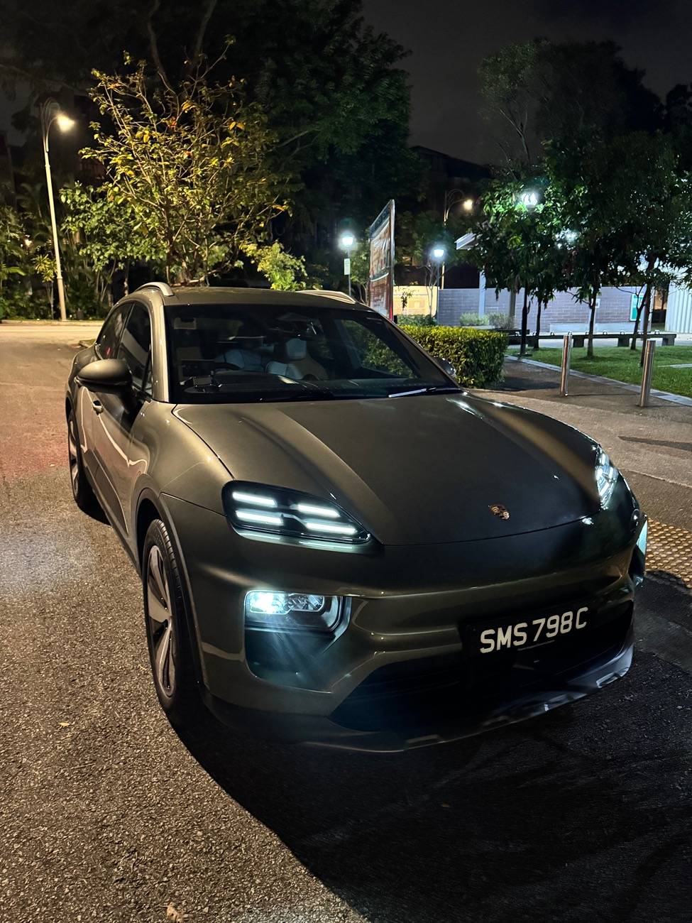 Electric Macan EV Just picked up my Aventurine green macan IMG_4707