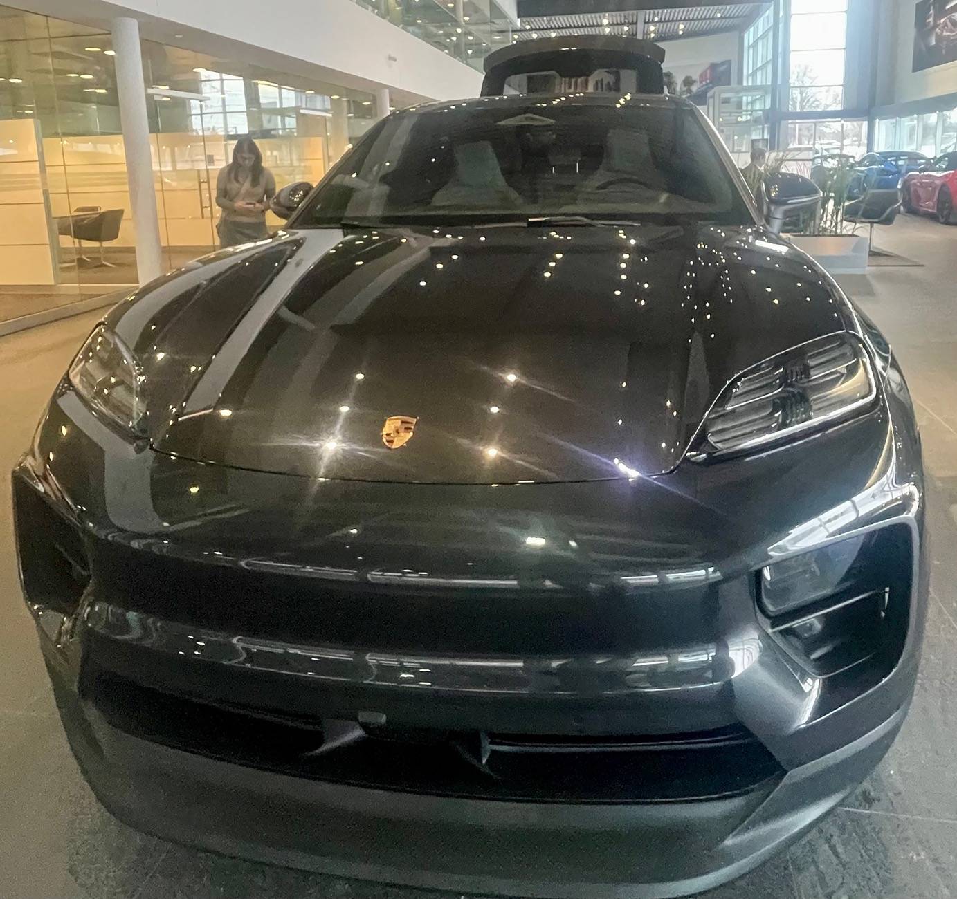 Electric Macan EV New delivery 2025 4S IMG_3410
