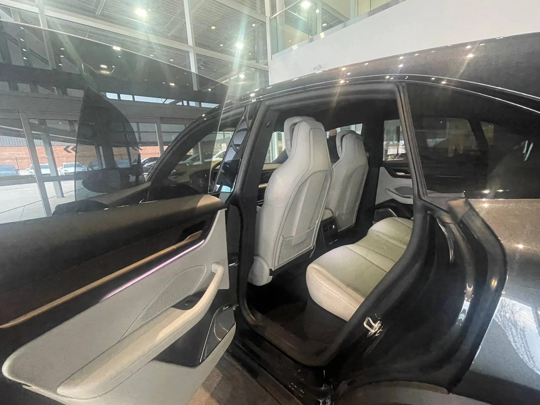 Electric Macan EV New delivery 2025 4S IMG_3408
