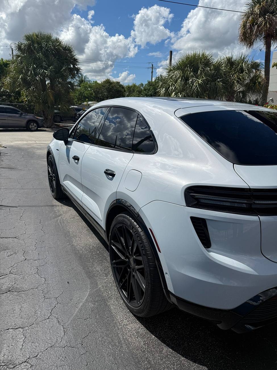 Electric Macan EV New Delivery Turbo - Ice Gray IMG_5408.JPG