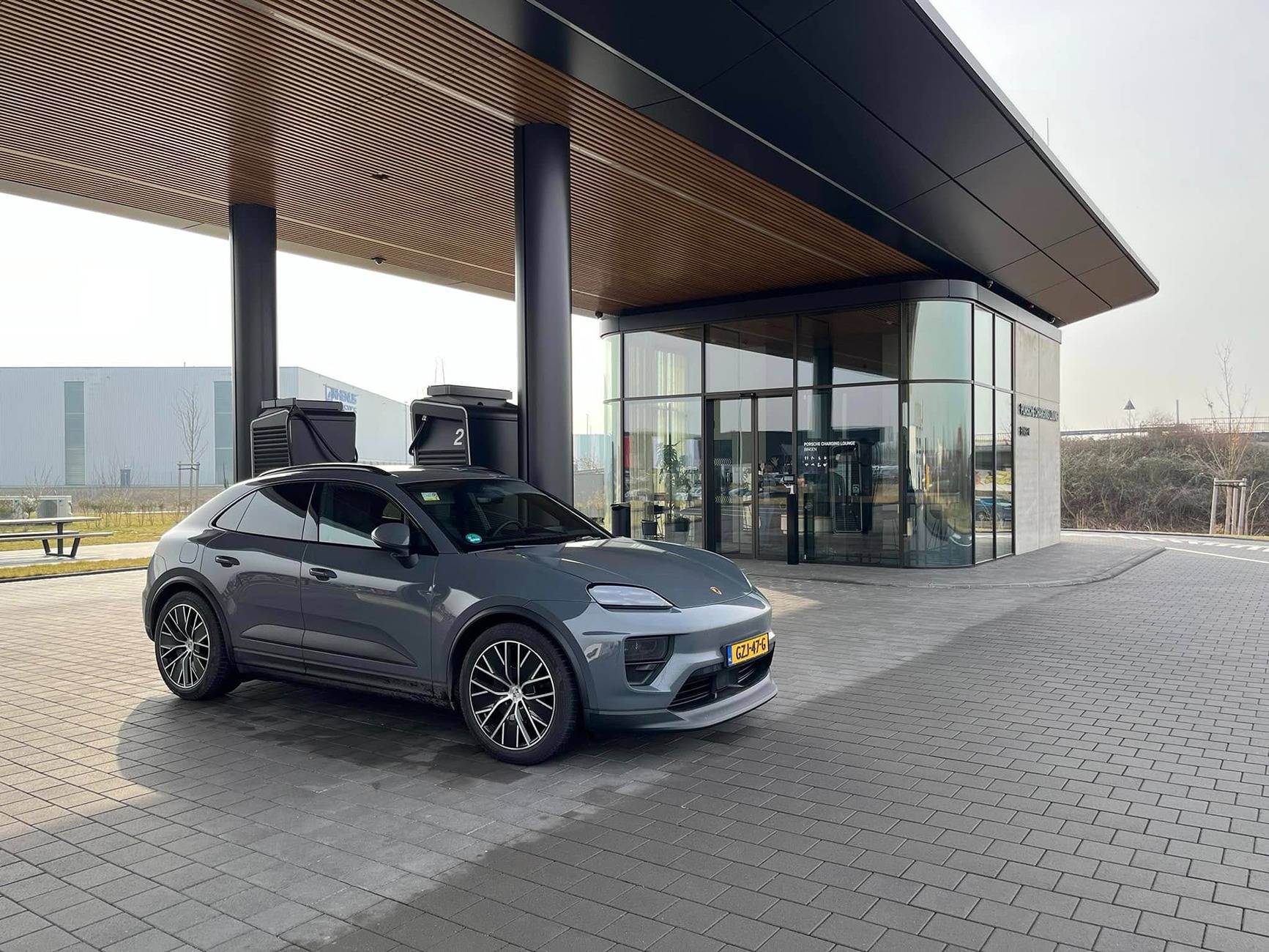 Electric Macan EV SLATE GREY NEO Macan EV Photos Thread 482328200_9436287463098049_7706010877528883933_n