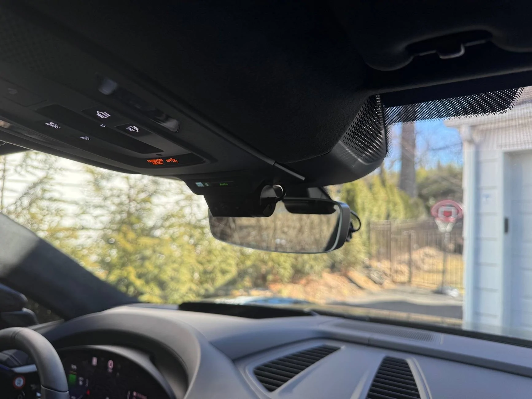 Electric Macan EV Dashcam installation issues -- fuse box location? IMG_8638