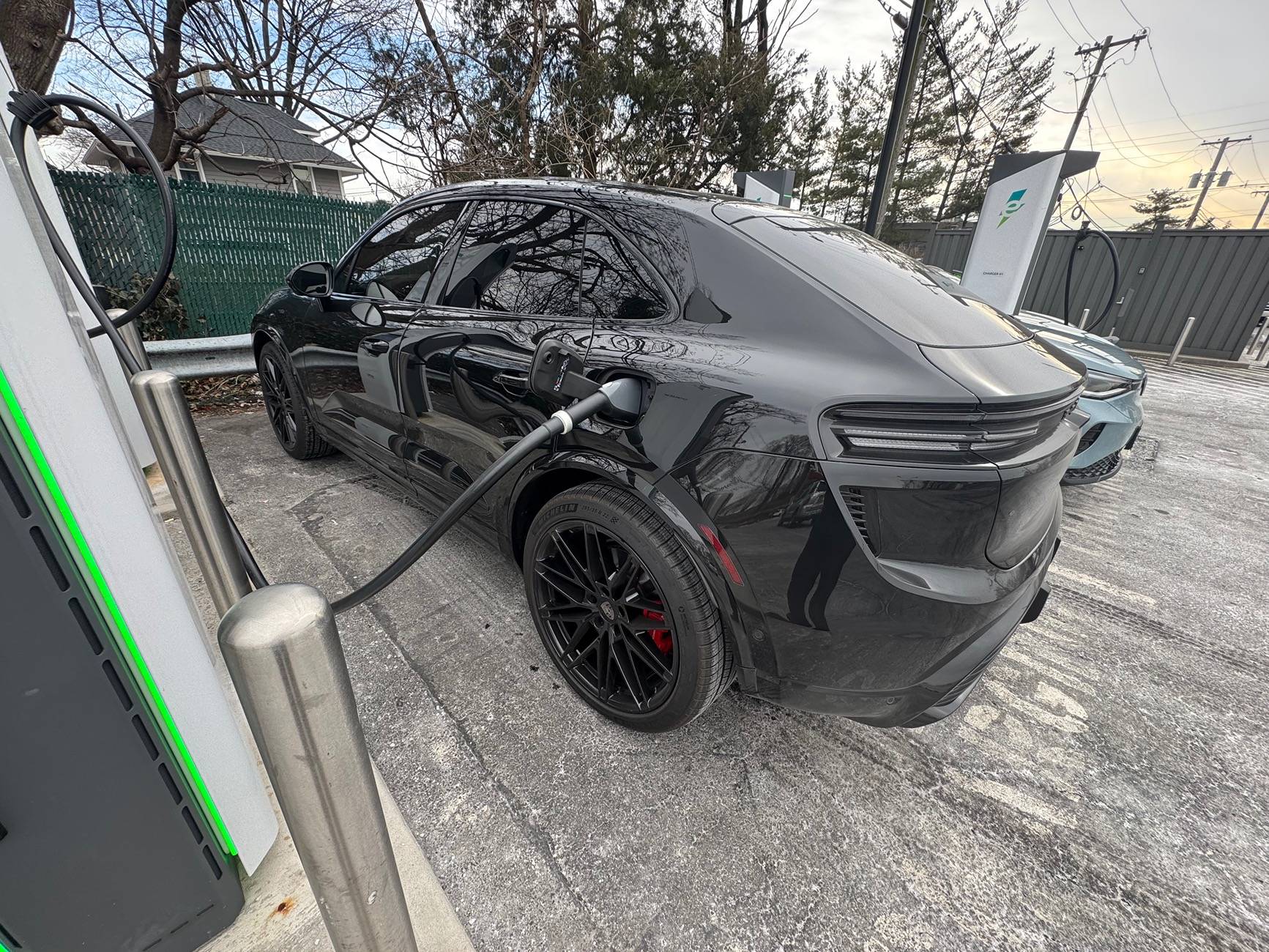 Electric Macan EV BLACK & JET BLACK METALLIC Macan EV Photos Thread IMG_8590