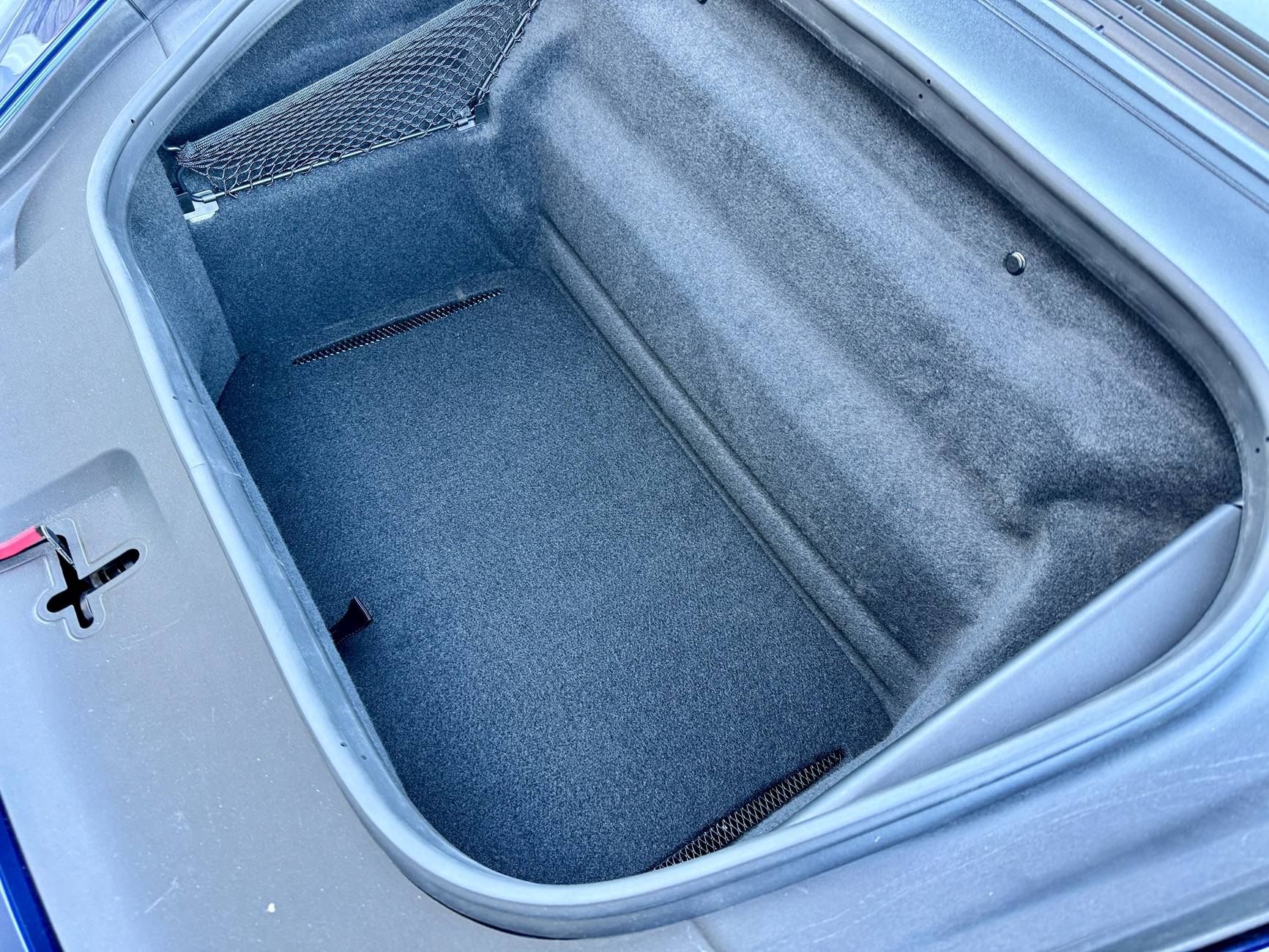 Electric Macan EV Sound system Macan EV standard, bose, burmester IMG_2054