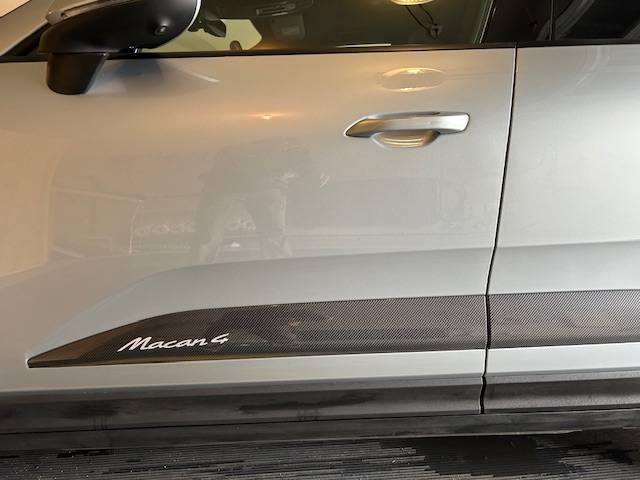 Electric Macan EV Textured side cladding new blades
