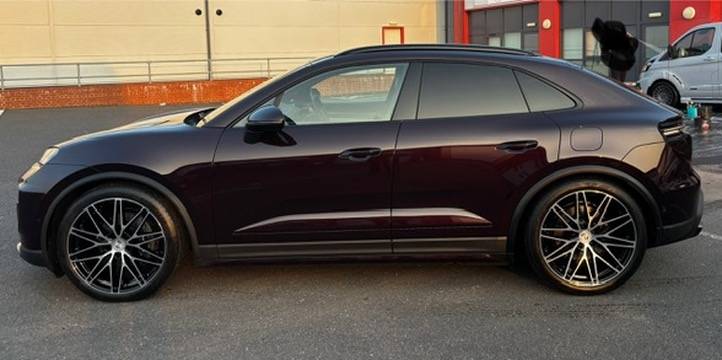 Electric Macan EV [POLL] Favorite Macan Color(s) 9286E384-D843-43C4-BB8F-47CA9A08F668_4_5005_c