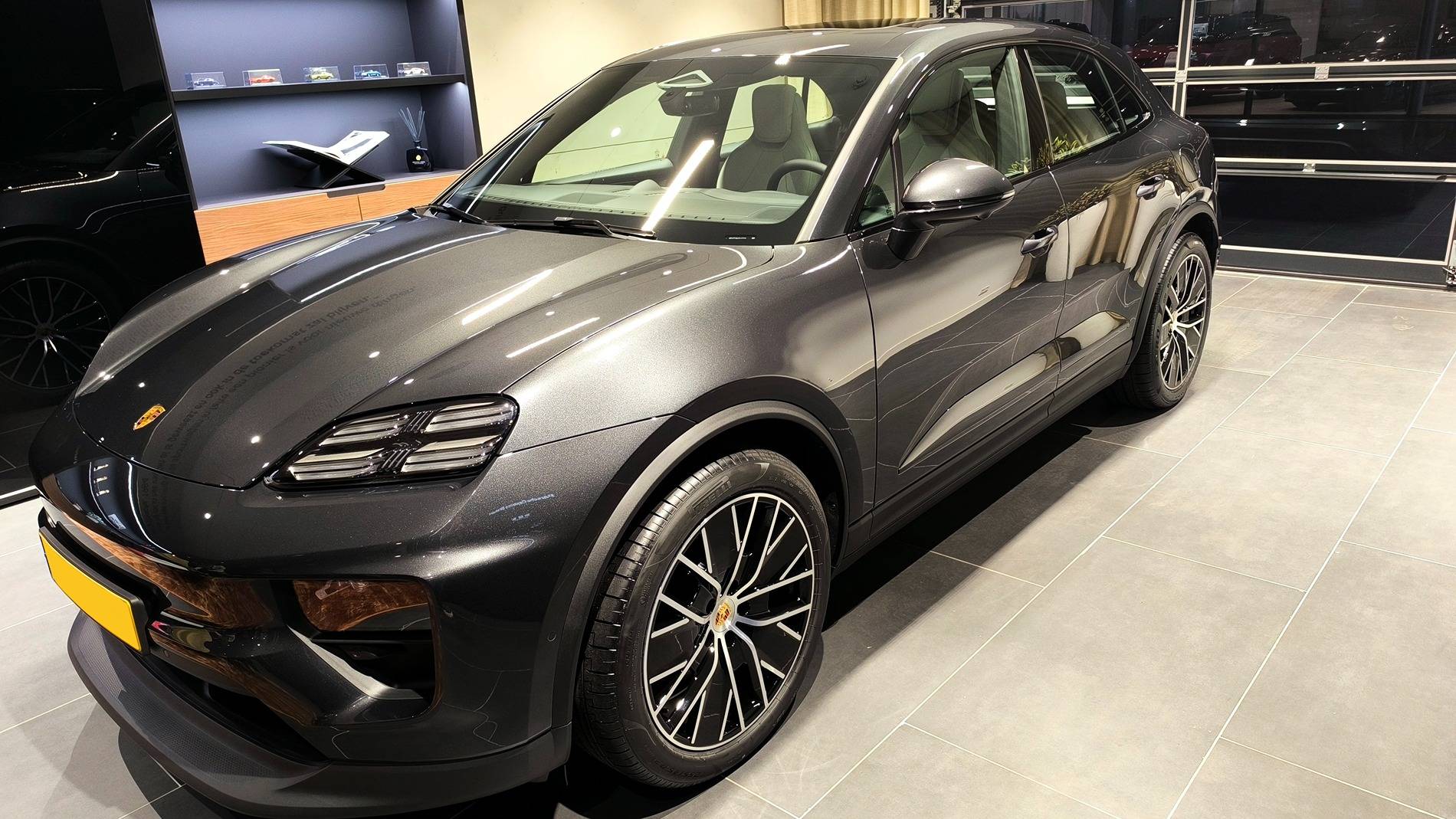 Electric Macan EV VOLCANO GREY Macan EV Photos Thread IMG_20250108_112150a