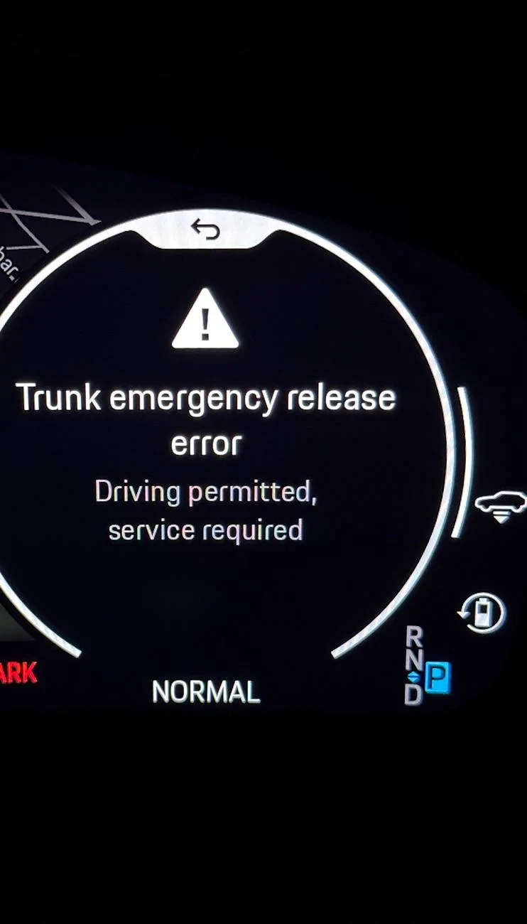 Electric Macan EV Trunk Emergency release error IMG_5857