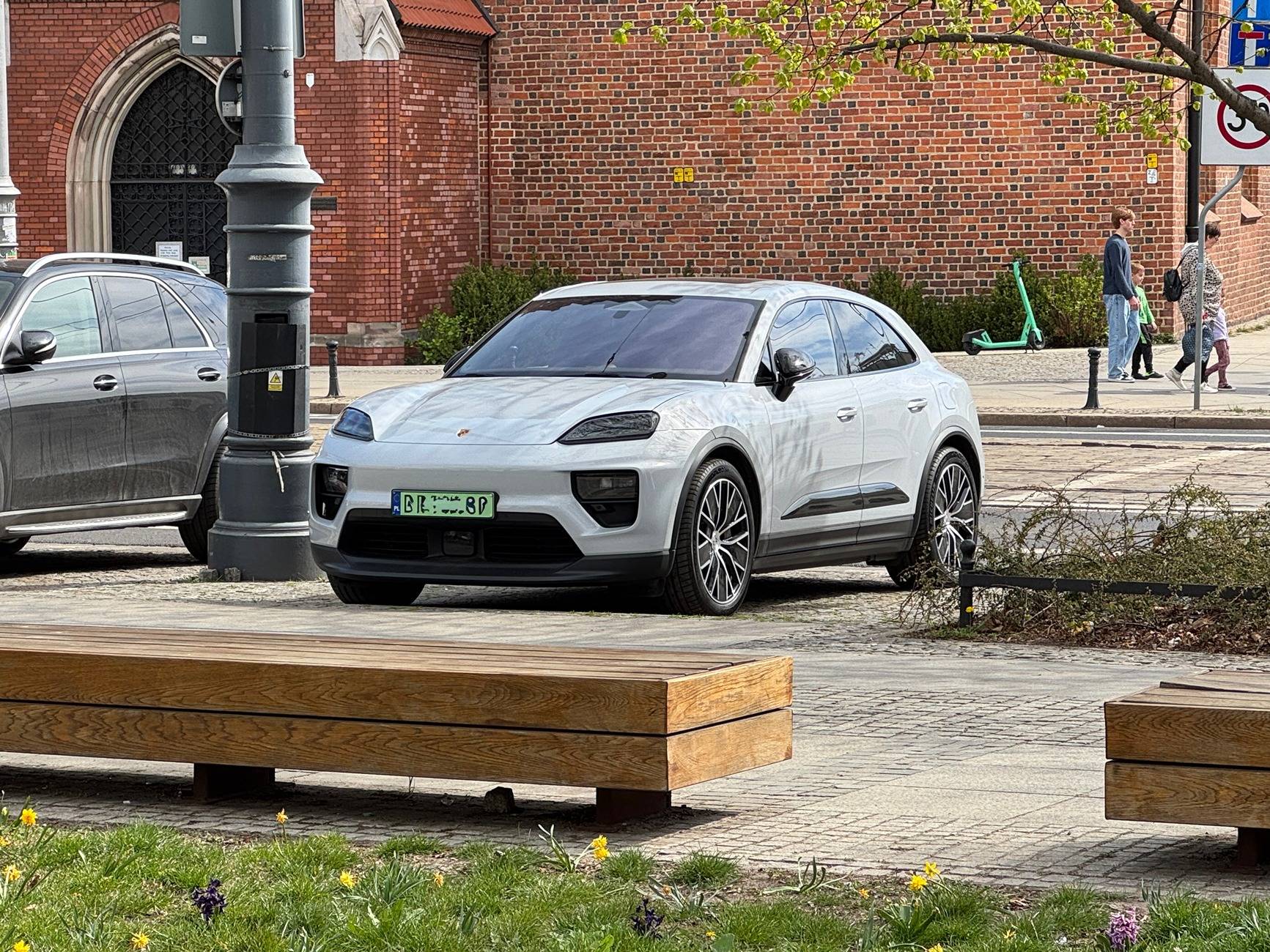 Electric Macan EV ICE GREY Macan EV Photos Thread IMG_8949 (1)