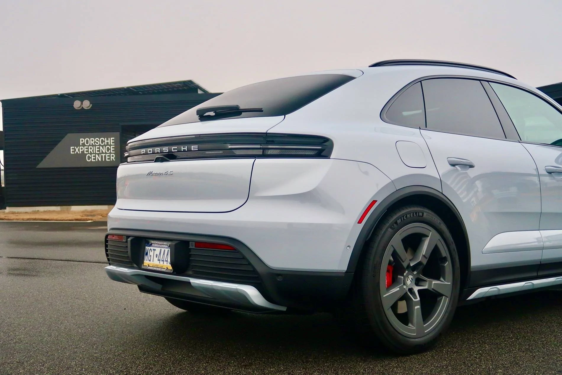 Electric Macan EV Are you keeping the badges? IMG_0026