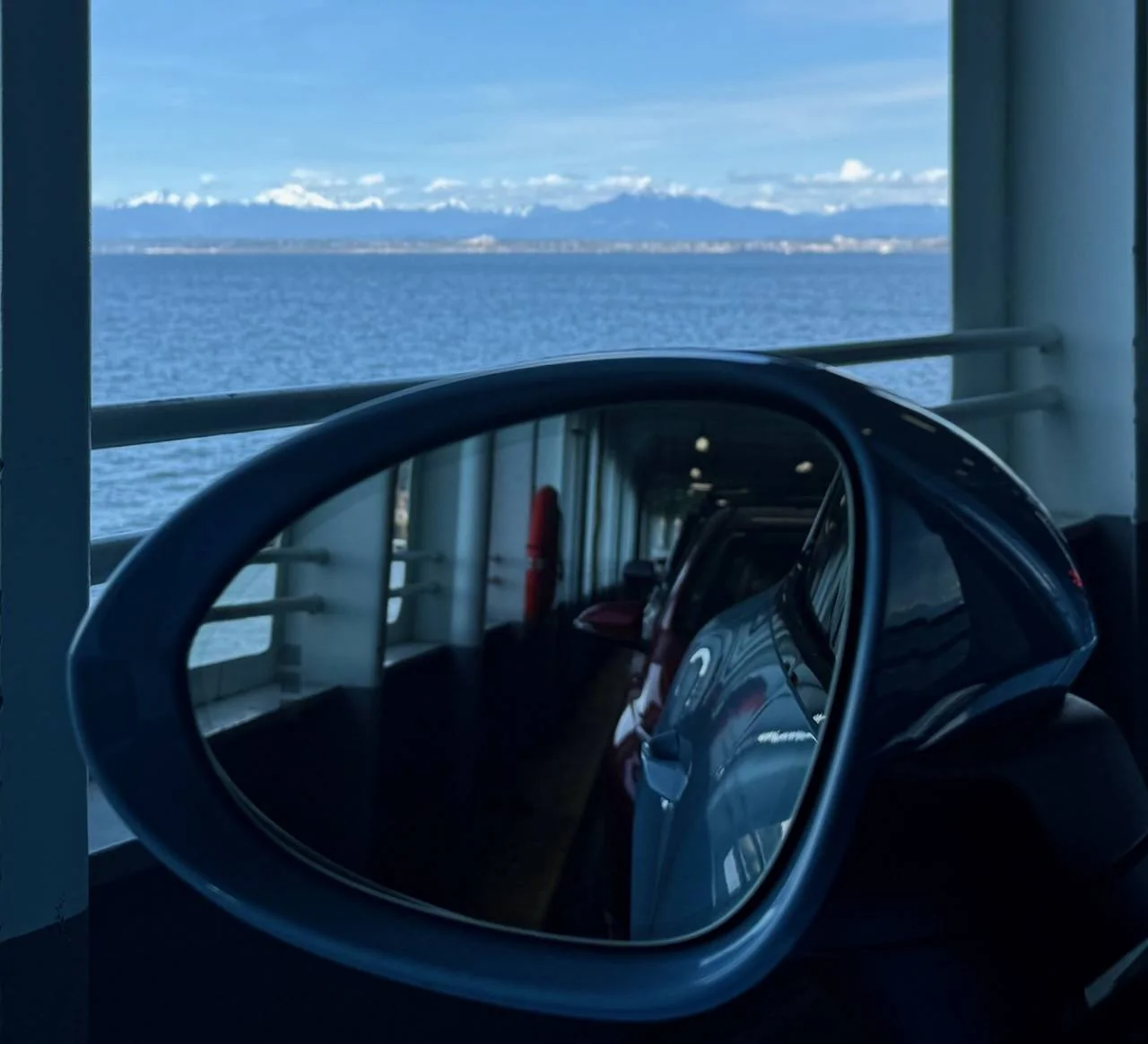 Electric Macan EV FROZEN BLUE Macan EV Photos Thread blue-three-ways