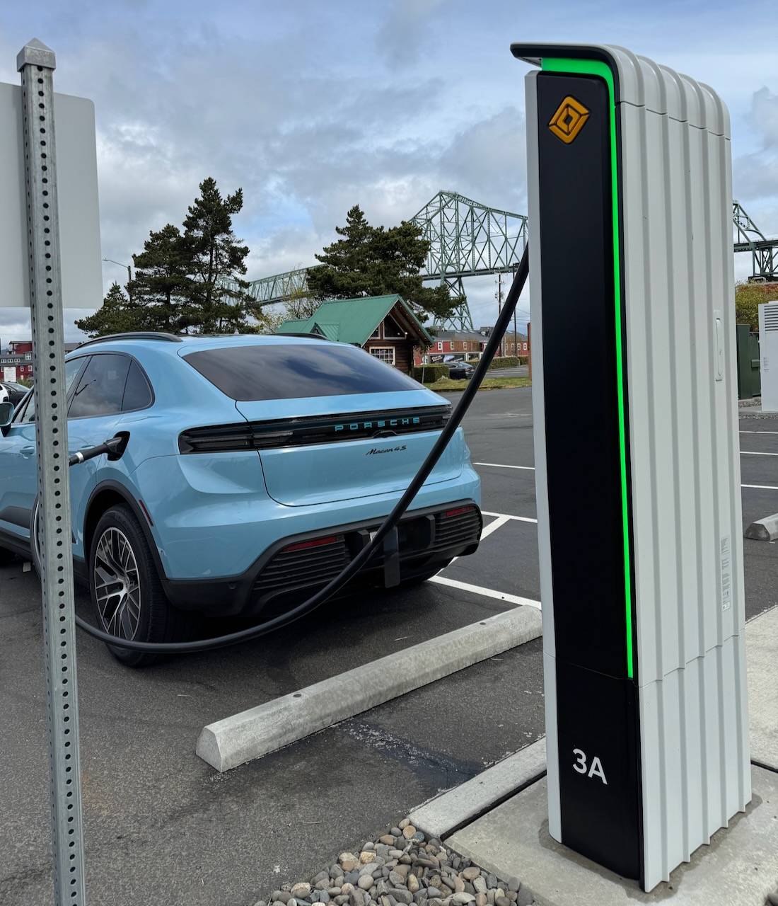 Electric Macan EV FROZEN BLUE Macan EV Photos Thread IMG_6755