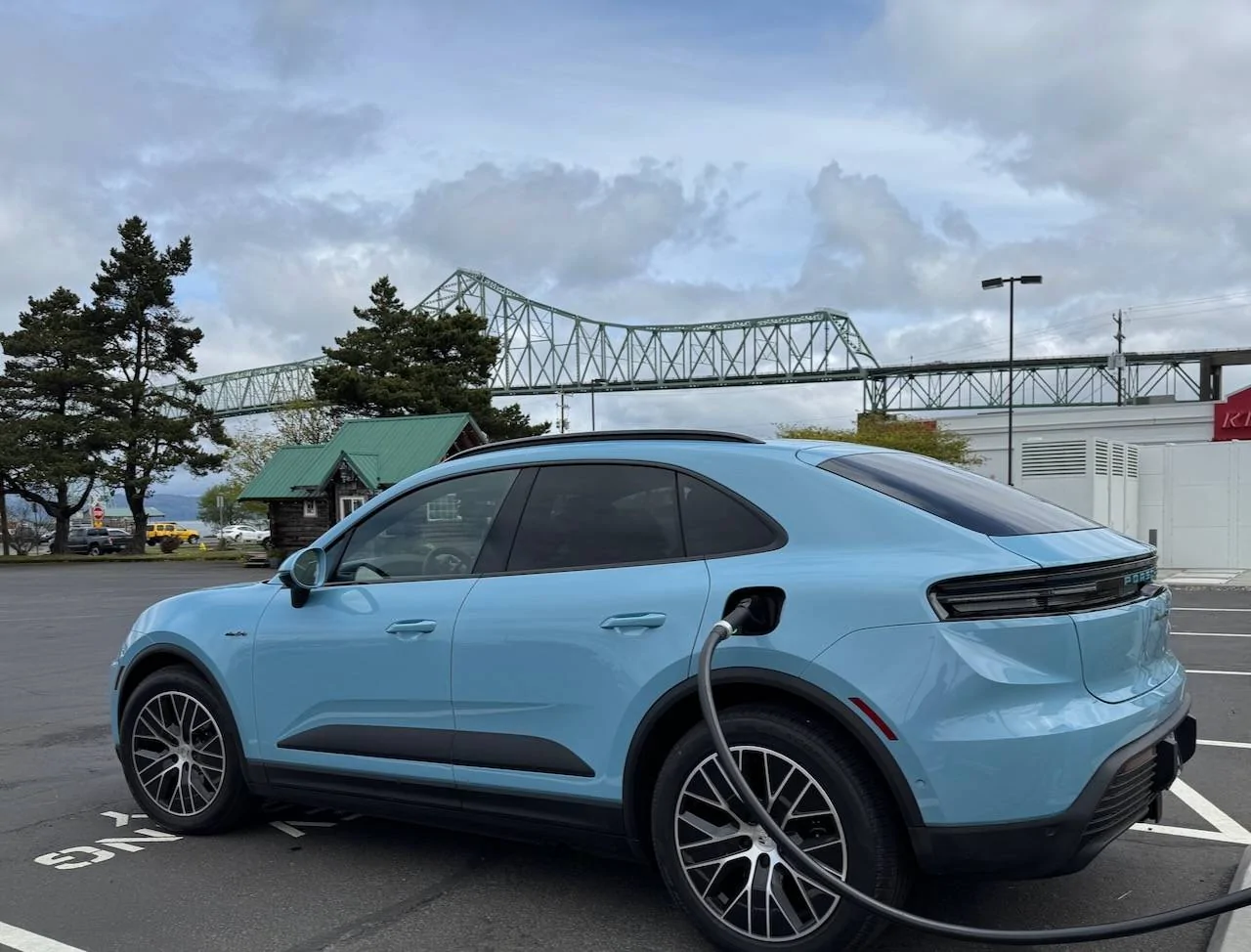 Electric Macan EV FROZEN BLUE Macan EV Photos Thread IMG_6751