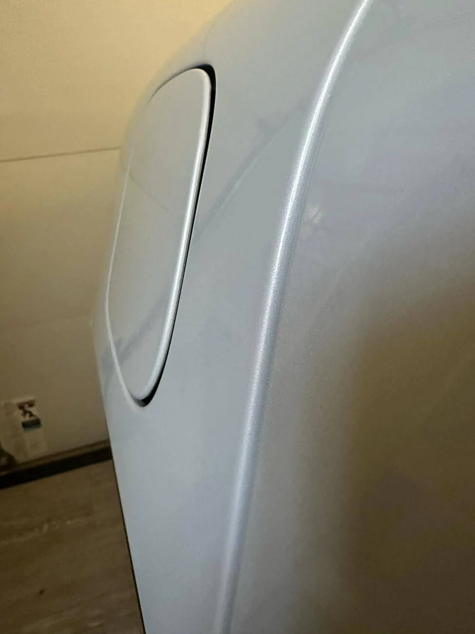 Electric Macan EV Macan EV Charger Cover Flap Not Flush tempImageHGljIH