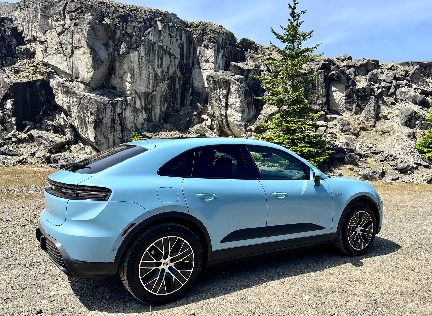 Electric Macan EV Random daily Macan EV photos - post yours! 🤳 495839414_1196333545520159_1305011987770276833_n