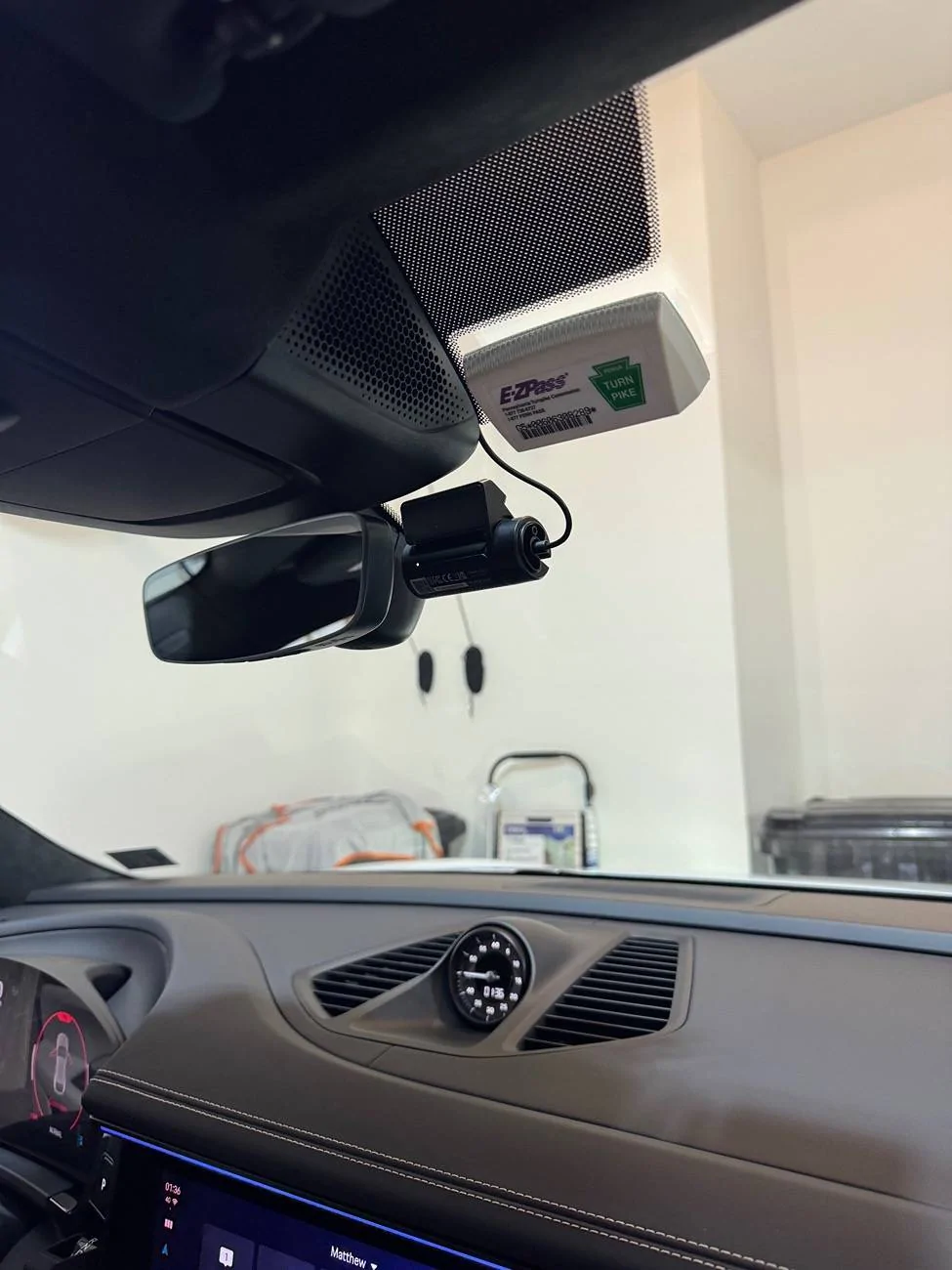 Electric Macan EV Sharing Exp- installed BLACKVUE DASHCAM – DR970X-2CH LTE IMG_2769