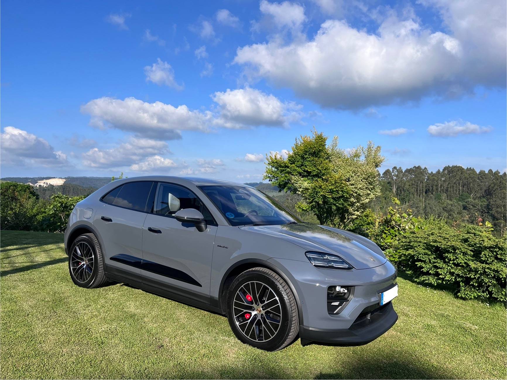 Electric Macan EV SLATE GREY NEO Macan EV Photos Thread IMG_1175