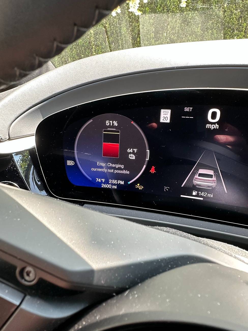 Electric Macan EV Can't charge at home IMG_0207