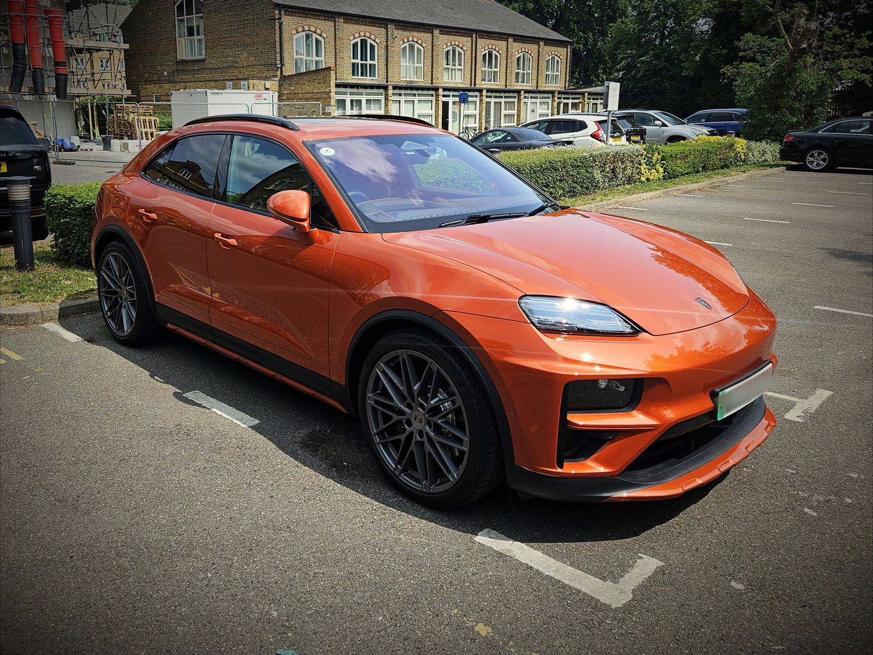 Electric Macan EV 2025 Papaya Turbo Delivered - Pictures and Initial Thoughts 0602(1)