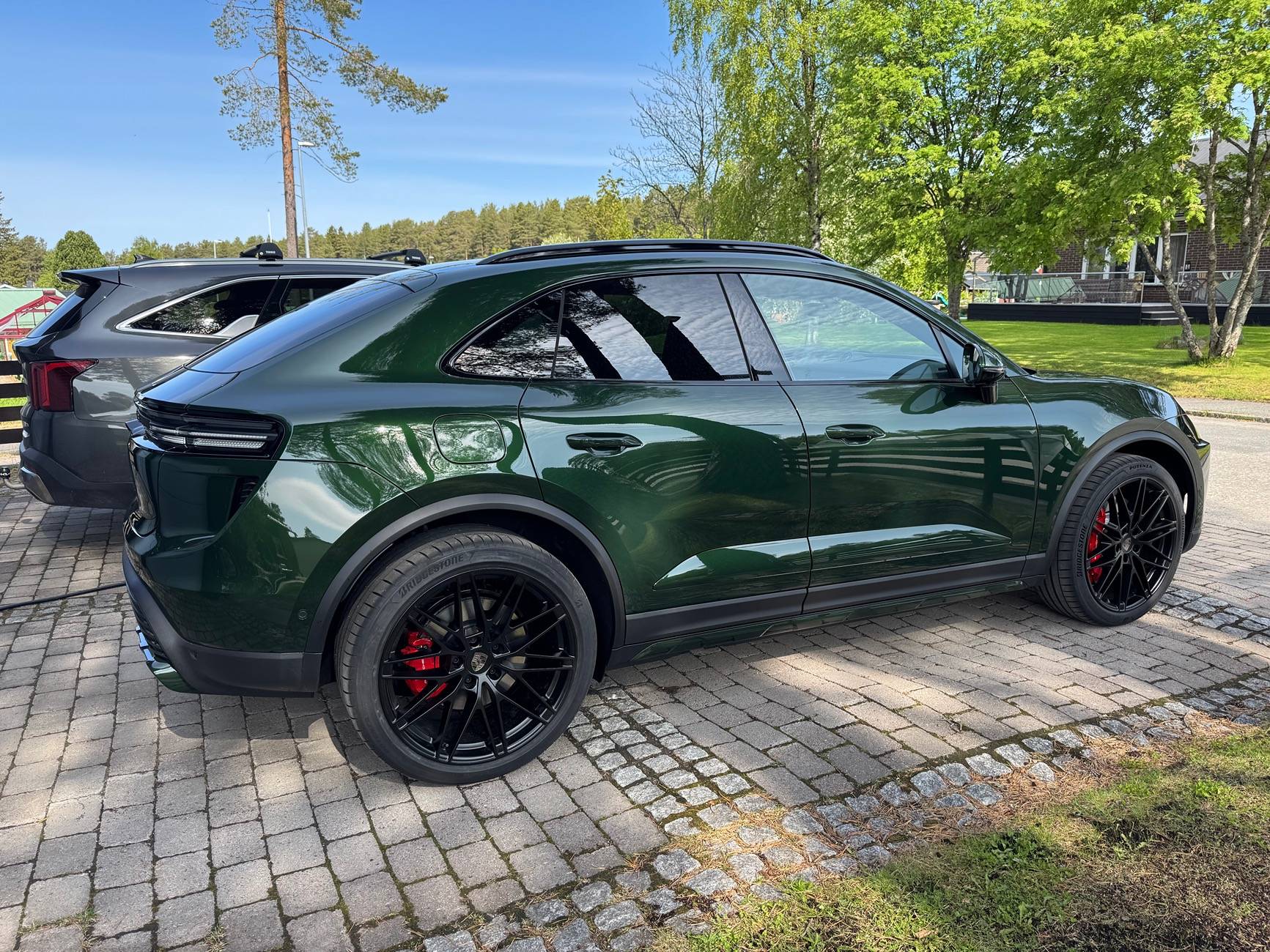 Electric Macan EV OAK GREEN Macan EV Photos Thread IMG_4784