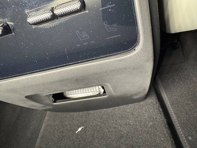 Electric Macan EV Broken USB unexpectedly hard to fix IMG_6909