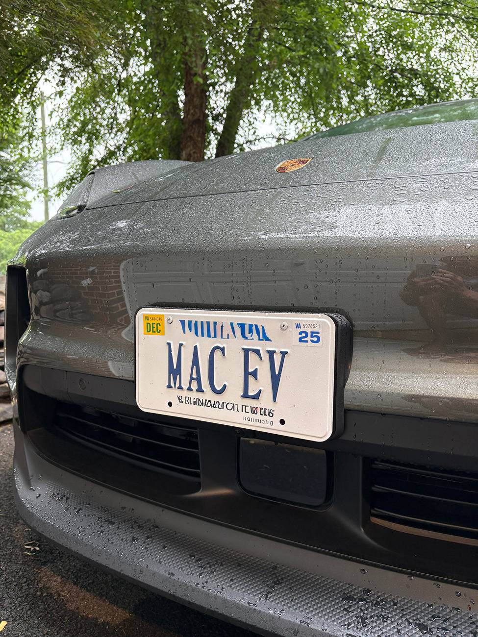Electric Macan EV Front license plate pics (U.S.) IMG_1721