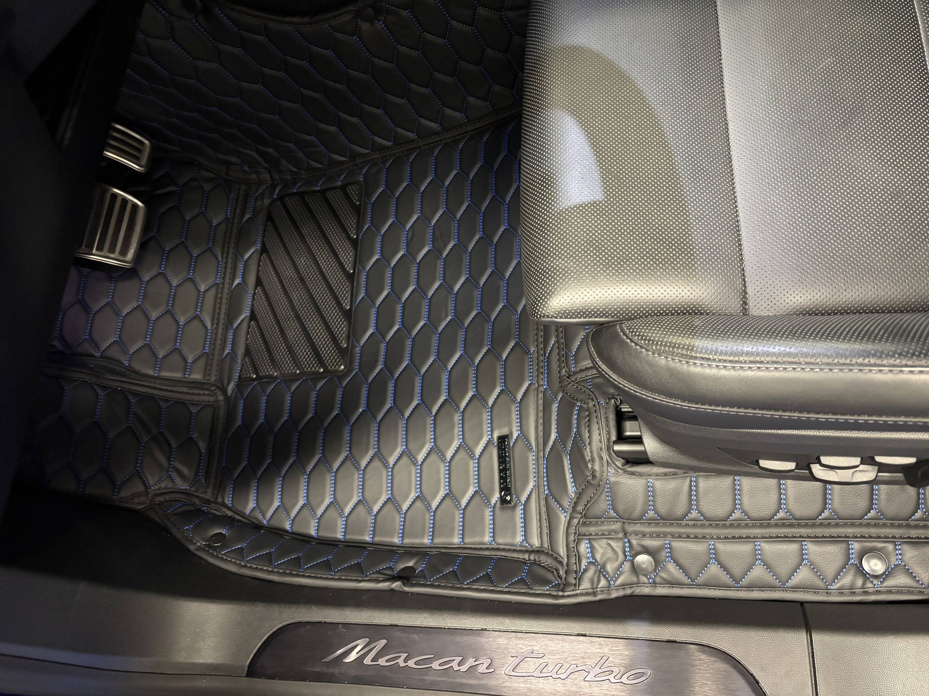 Electric Macan EV My New Manicci Floor Mats Are Excellent! IMG_7683