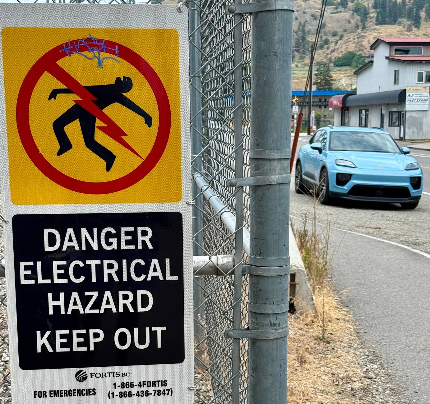 Electric Macan EV FROZEN BLUE Macan EV Photos Thread IMG_6985