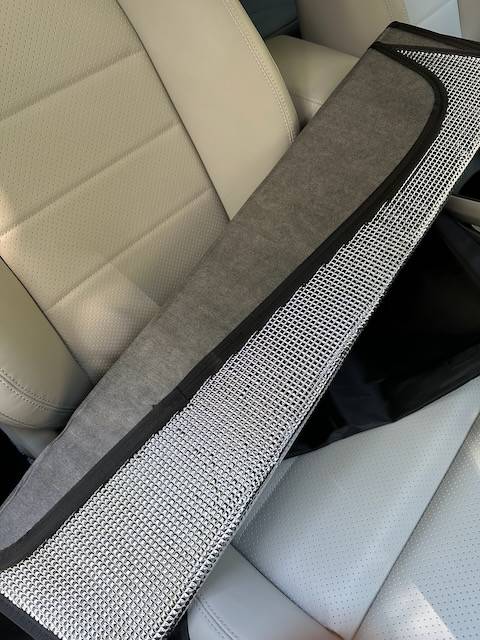 Electric Macan EV sunshade recommendations Folded on Seat
