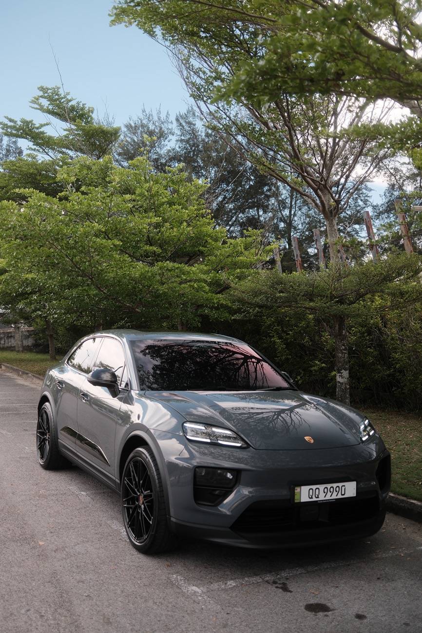 Electric Macan EV Photoshoot: My first-ever Porsche — a Macan 4 EV in Slate Grey Neo. DSCF0854