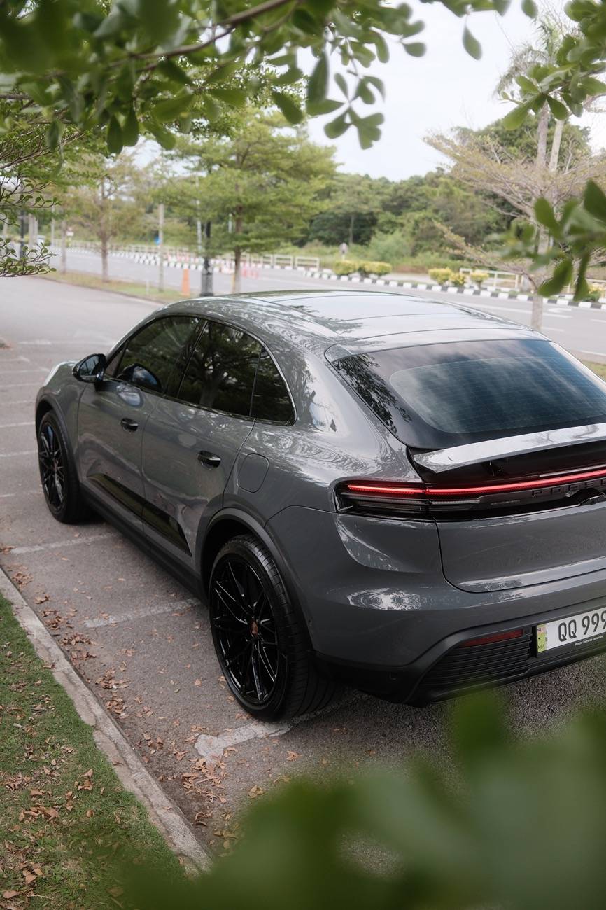 Electric Macan EV Photoshoot: My first-ever Porsche — a Macan 4 EV in Slate Grey Neo. DSCF0895