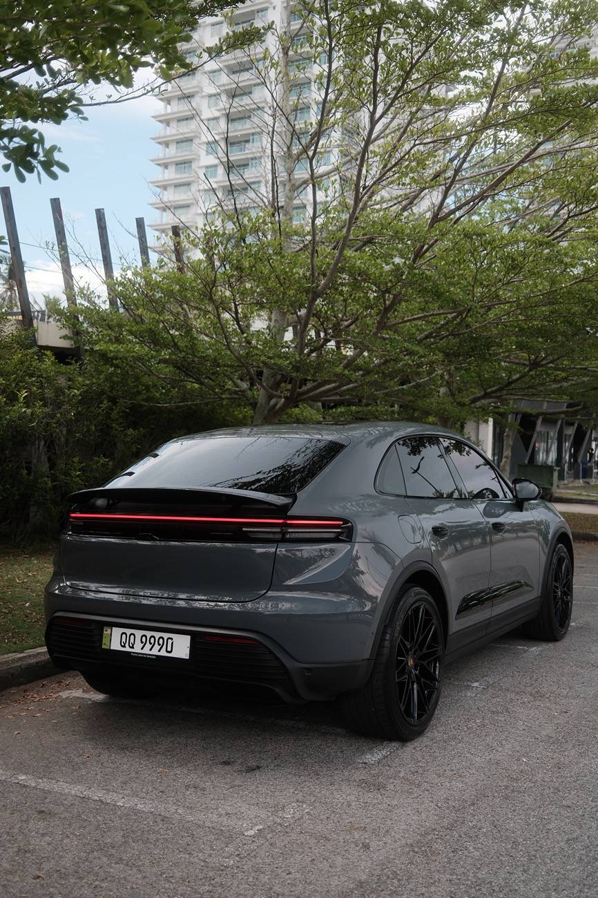Electric Macan EV Photoshoot: My first-ever Porsche — a Macan 4 EV in Slate Grey Neo. DSCF0874