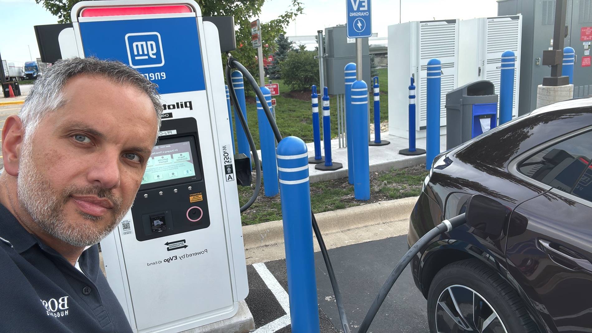 Electric Macan EV First mini road trip with Macan ev turbo 83393F0A-1BF2-4BAA-A4E5-BAE9C7051868