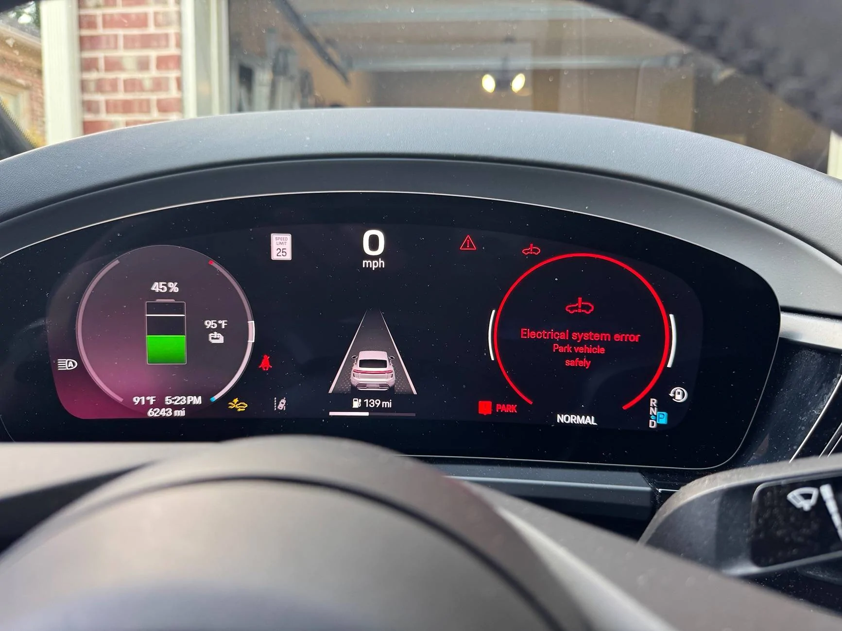 Electric Macan EV Experienced Red Circle of Death this morning... IMG_1113