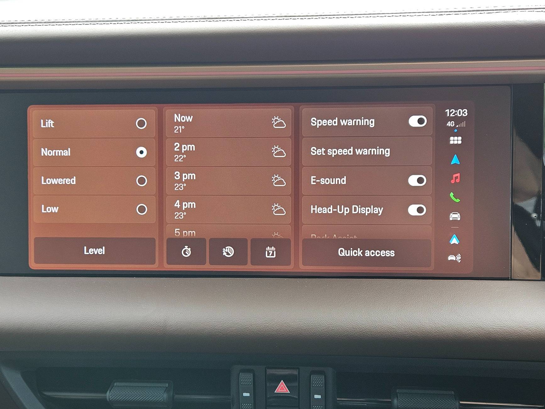 Electric Macan EV Your preferred driver display configuration? 1000123348