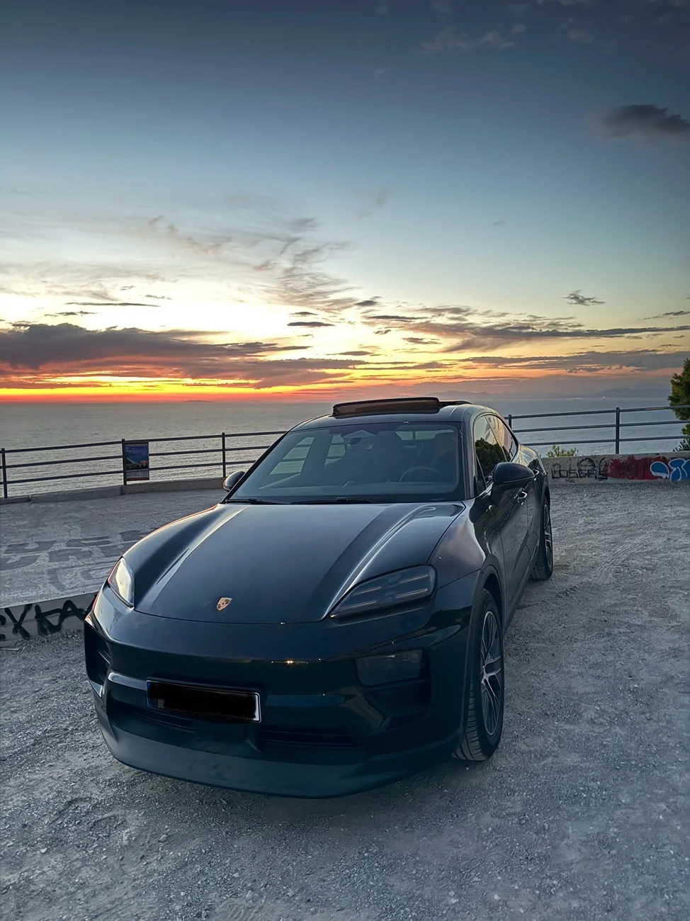 Electric Macan EV 4s photos ( sunset in Greece ) IMG_8475