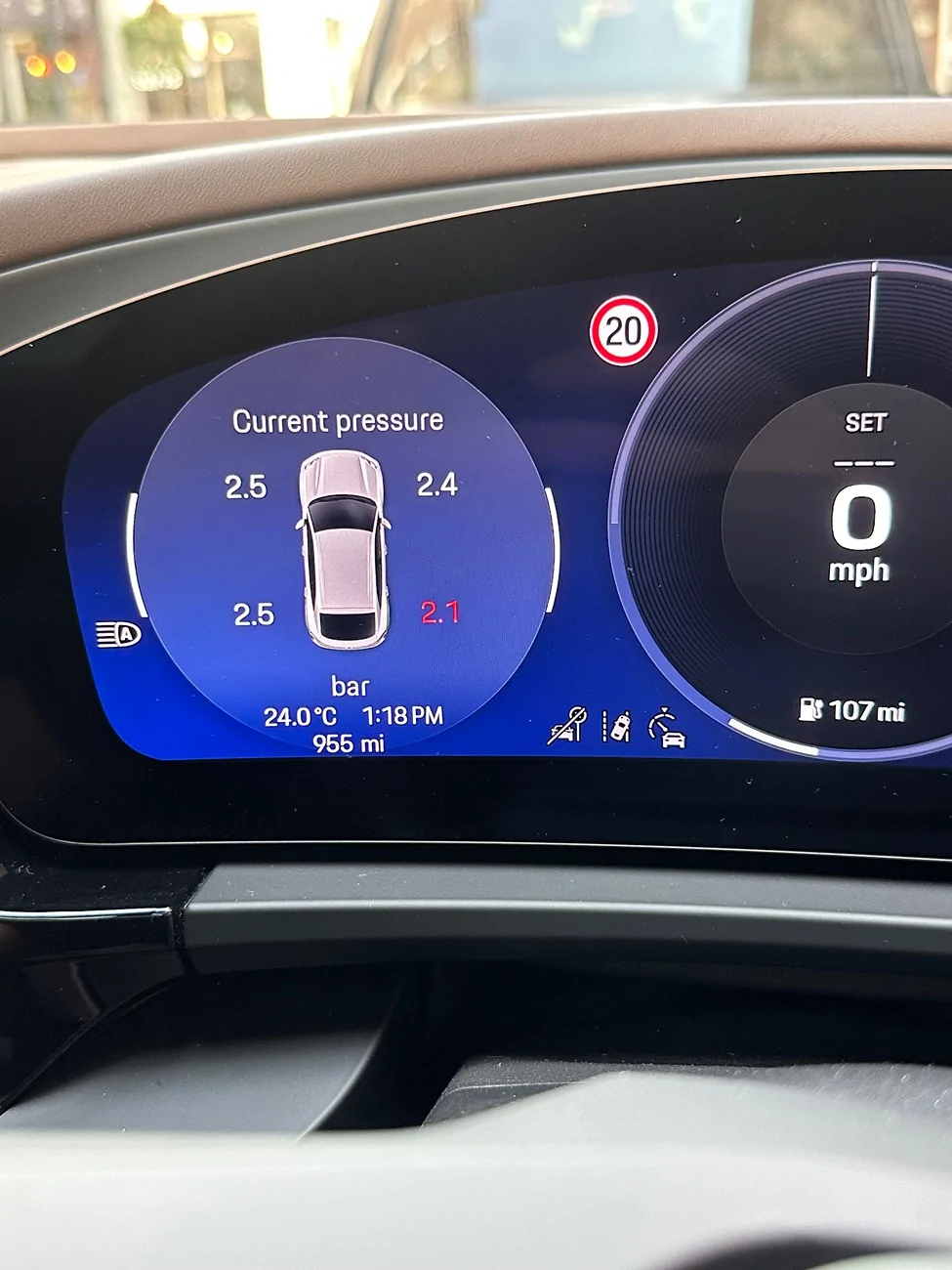 Electric Macan EV Tire pressure drop IMG_3158