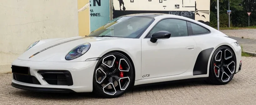 Electric Macan EV Making your 21" Porsche Design Wheels Look Better IMG_20250812_192934