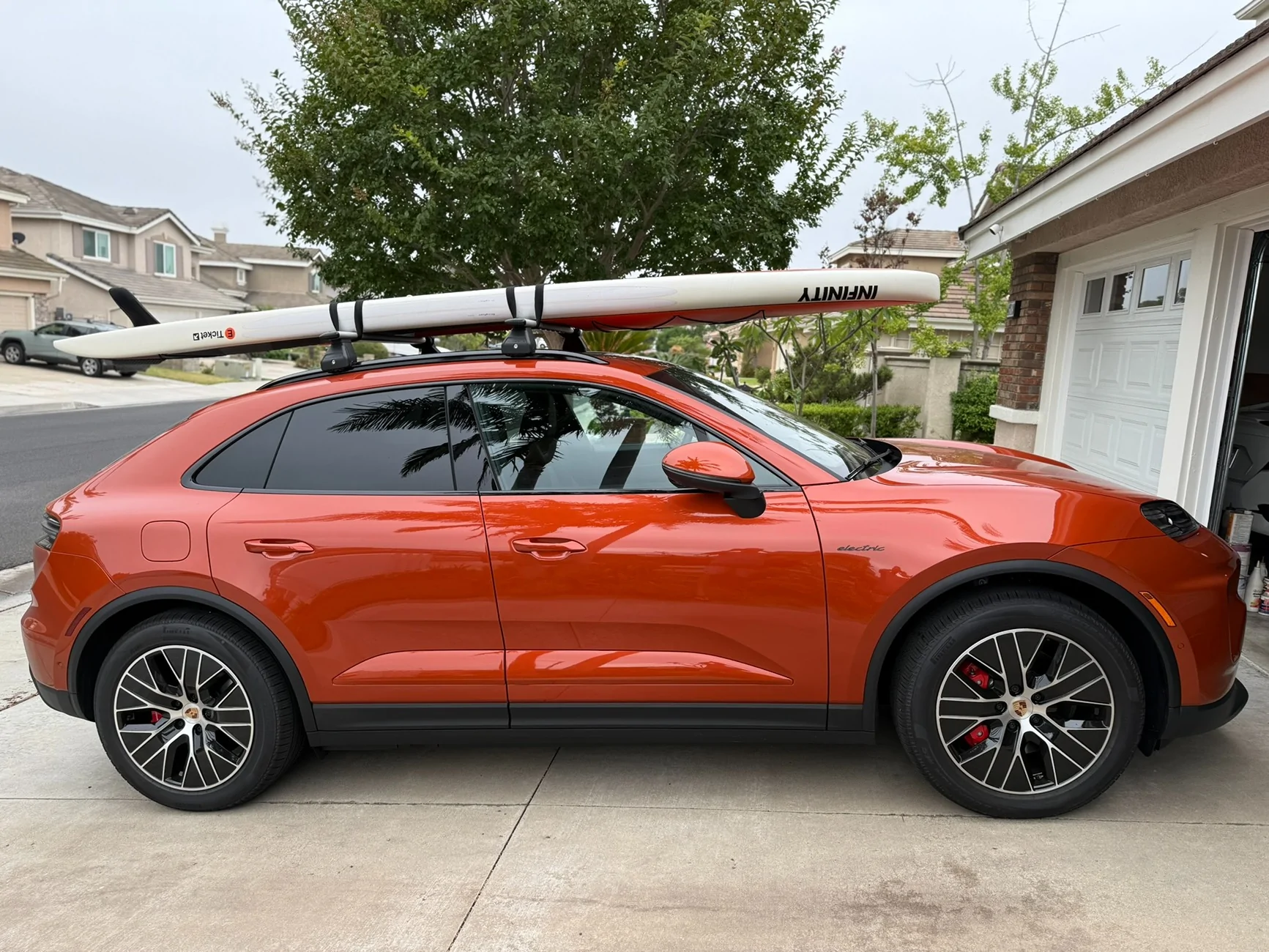 Electric Macan EV 2025 4S cross bars IMG_0043