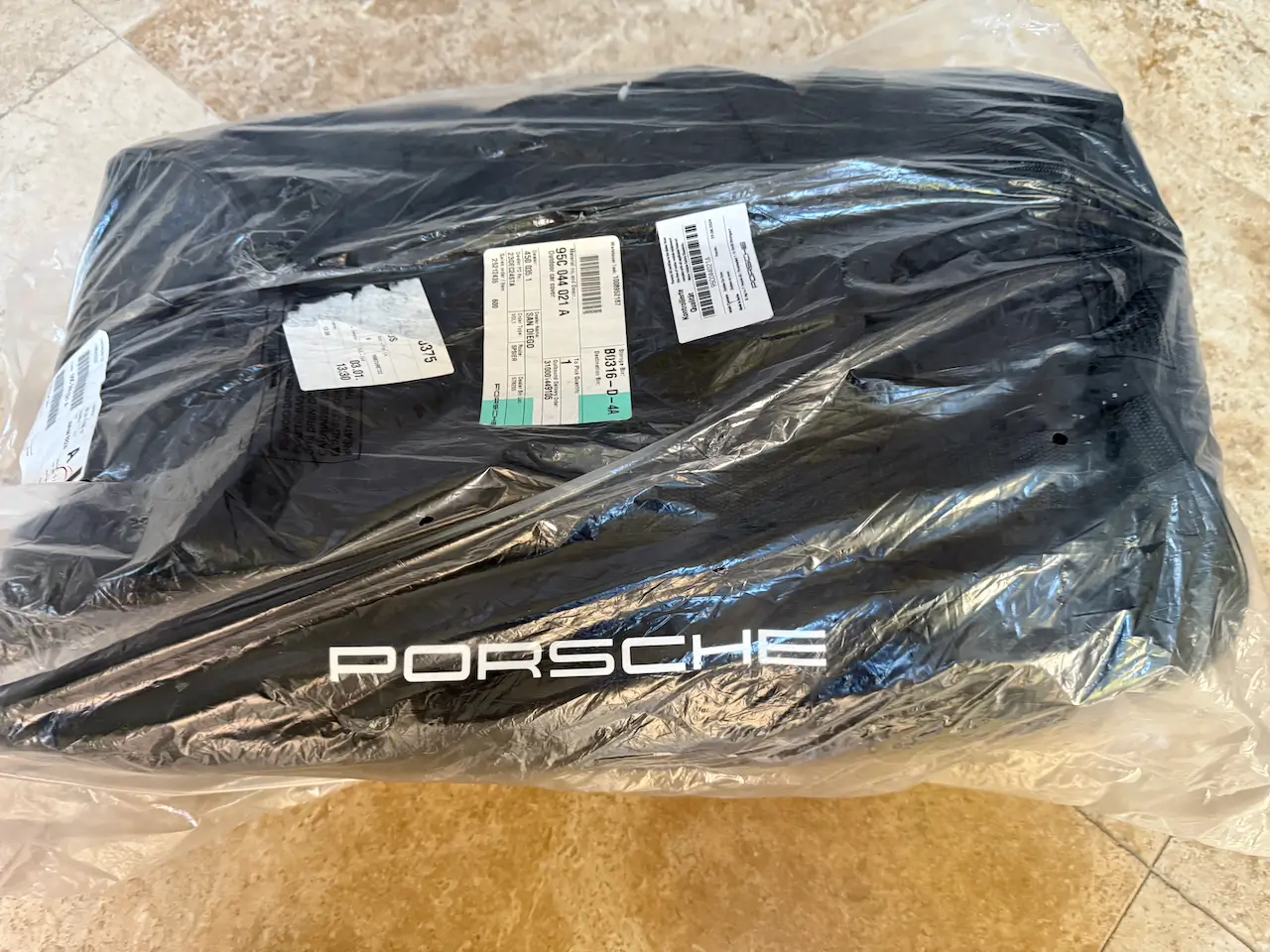 Electric Macan EV Genuine Porsche Macan Electric Outdoor Car Cover 95C 044 021 A   New, half price IMG_1014