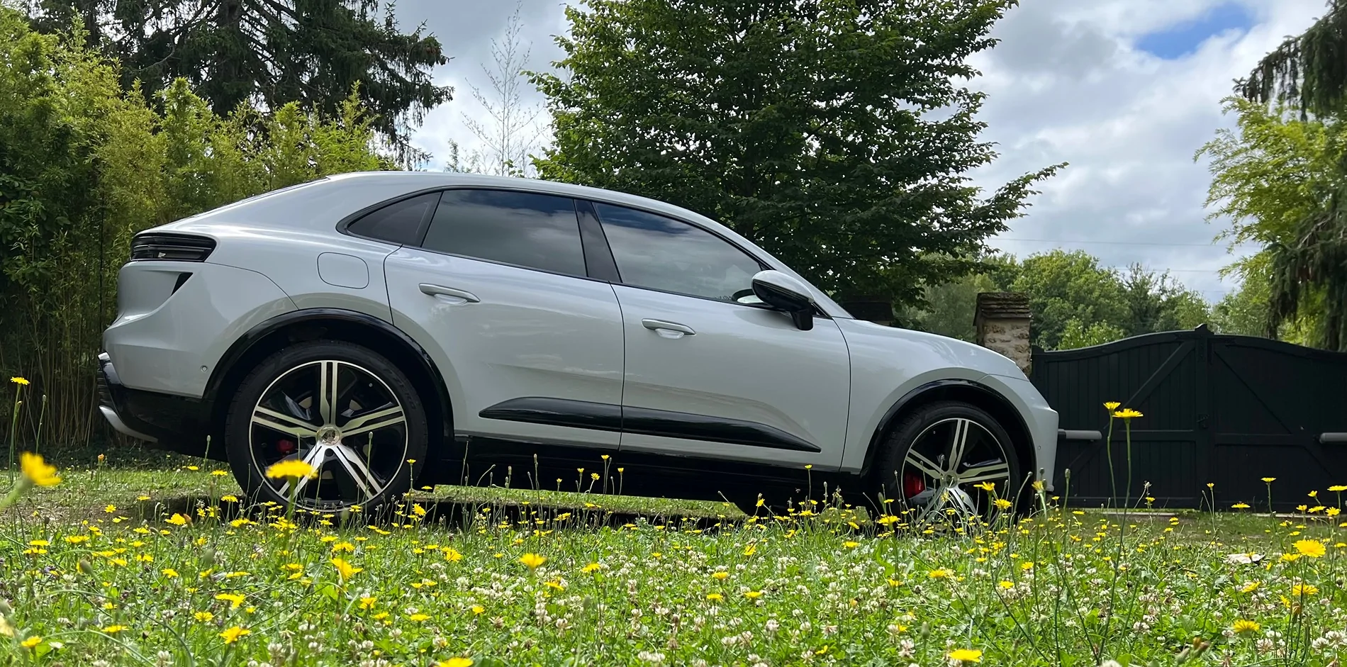 Electric Macan EV Random daily Macan EV photos - post yours! 🤳 IMG_8095
